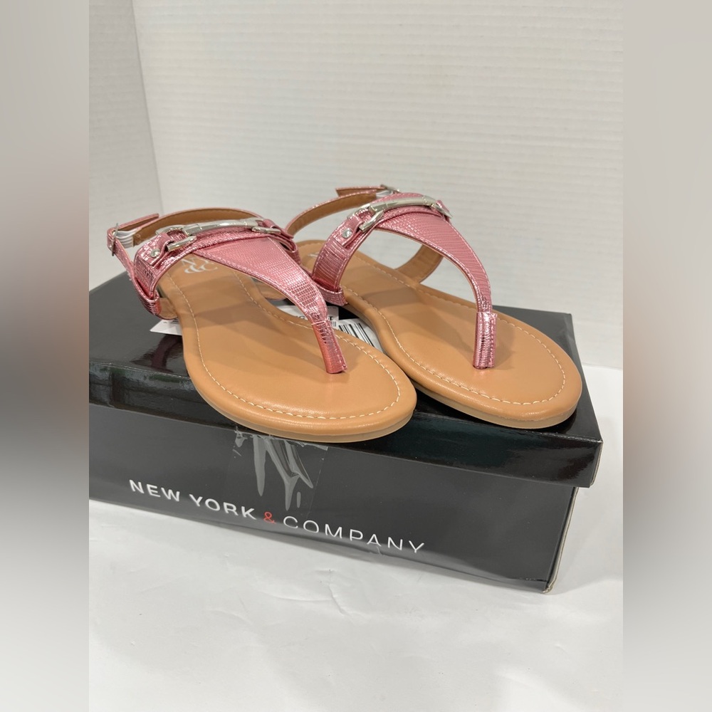New York & Company Womens Angelica Flat Sandals. 6M. Pink - Picture 6 of 8